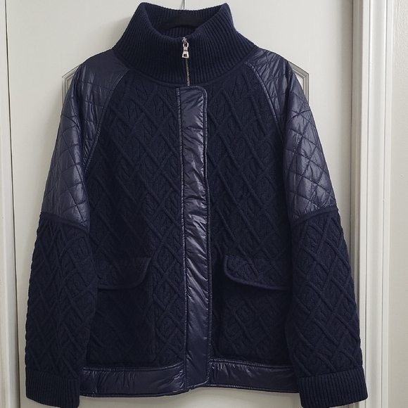 Ann Taylor Weekend Deep Navy Quilted Jacket with Knit Details. Size L - Picture 3 of 16